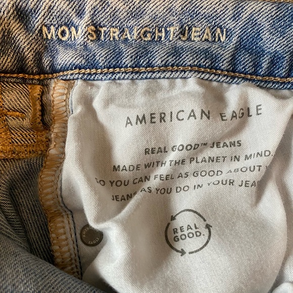 American Eagle Mom Jean - Picture 4 of 7